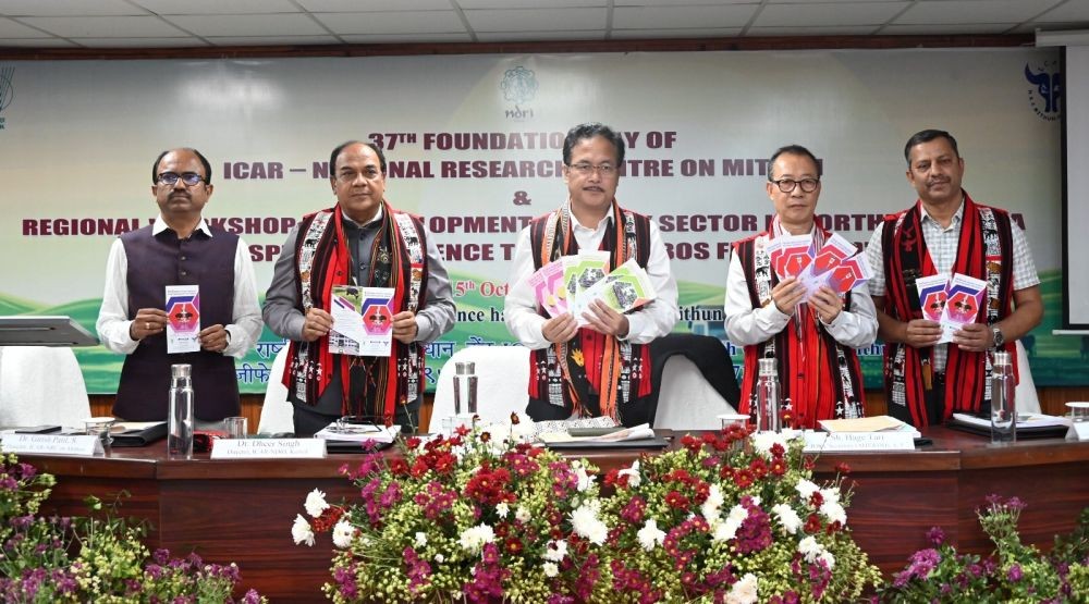 Minister Gabriel D Wangsu and others during the ICAR-National Research Centre on Mithun, Nagaland 37th foundation day celebration held on October 15.